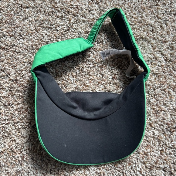 Nike Green Golf/Tennis Visor - Picture 5 of 5